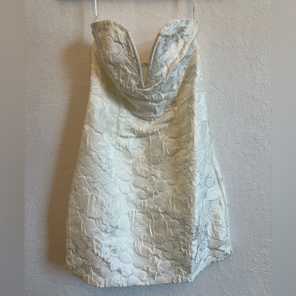 Lulus White Strapless Dress